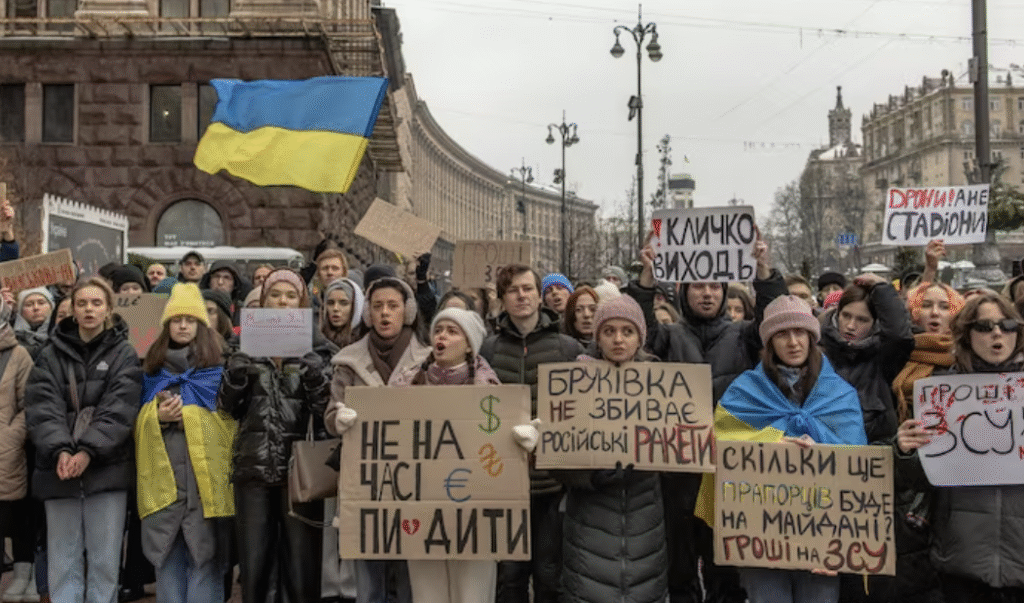 Україна отримує скромний пакет озброєнь США, поки Конгрес не погодиться на більший