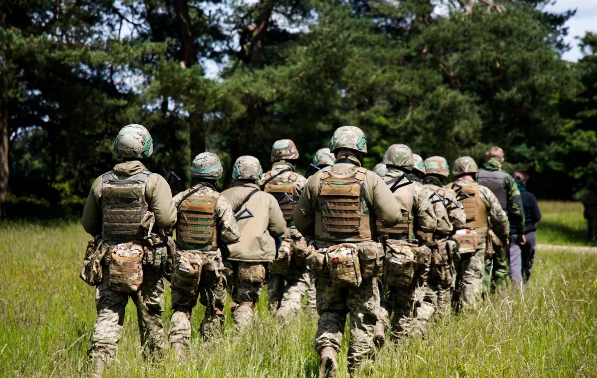 На польських полігонах українських солдатів навчають за застарілими методиками, як у 1410 році