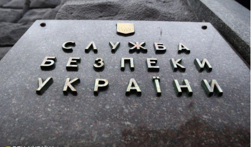 В Україні ліквідували понад 100 шахрайських кол-центрів, які викрадали гроші